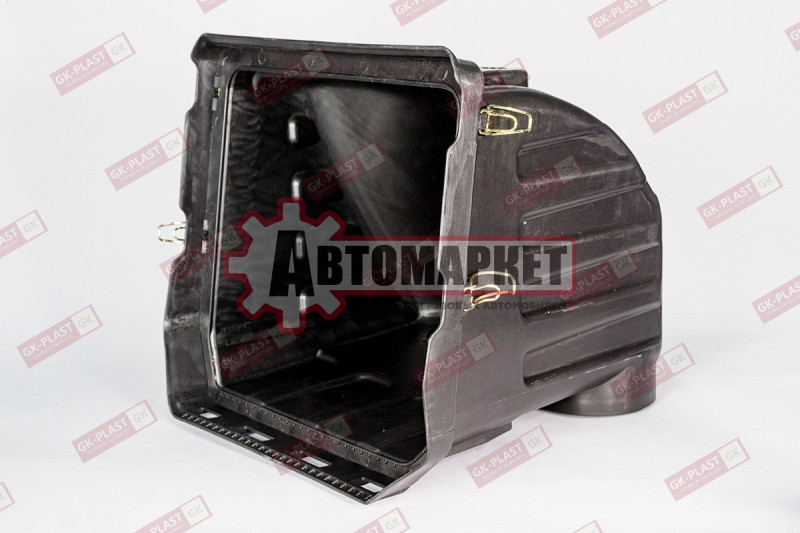 Часть корпуса воздушного фильтра с отверстием под воздуховод наружняя Scania